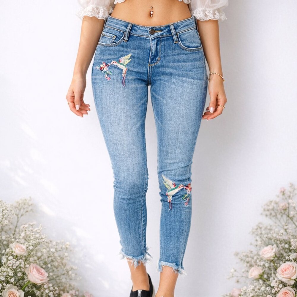 Hidden Jeans Hummingbird Embroidered Raw Hem